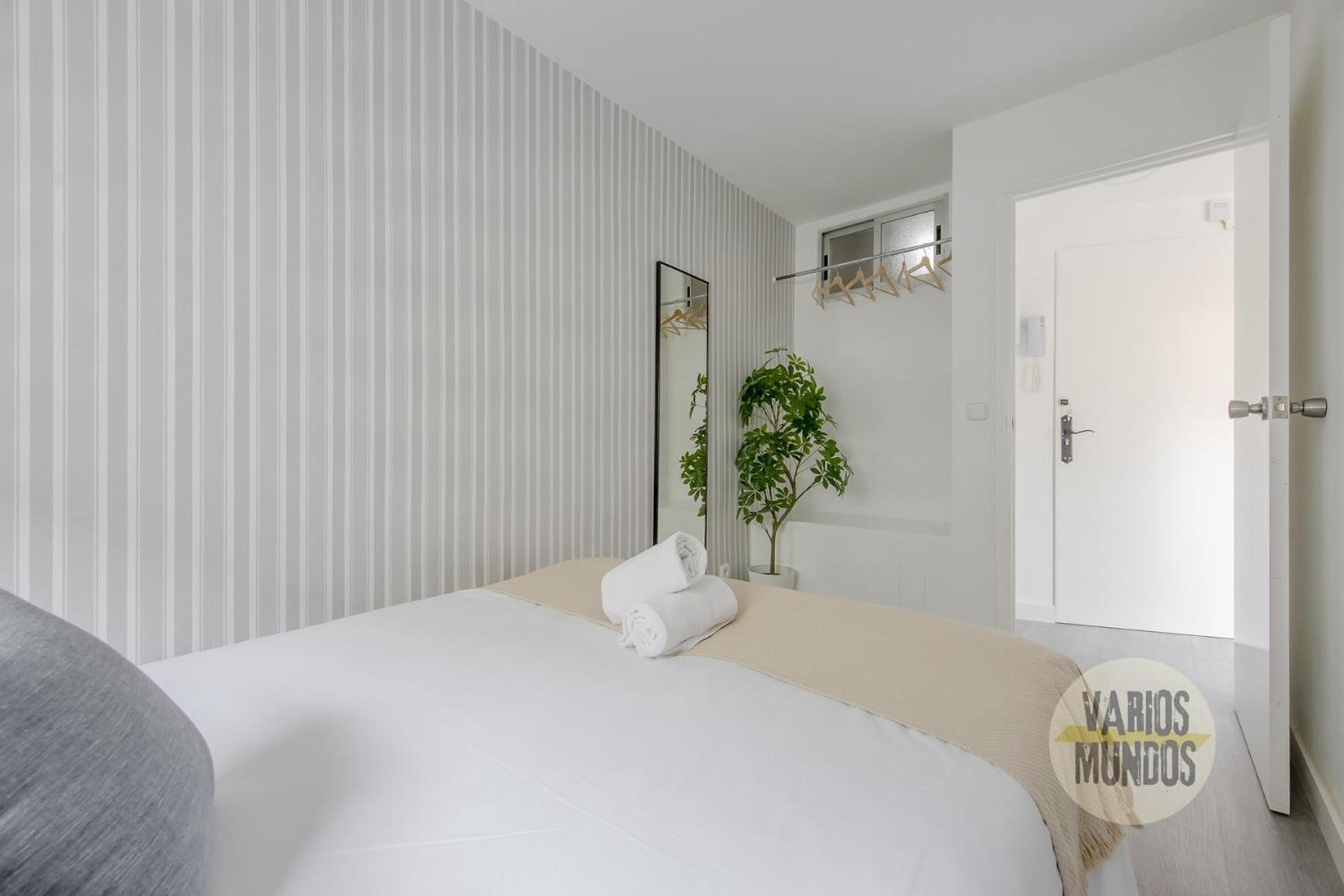 Atico Calle Silva Para 3Pax Con Terraza Esquina Con Gran Via E2 Madrid Eksteriør bilde
